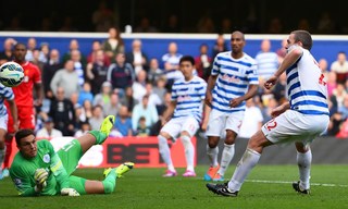 作为左后卫 作为左后卫